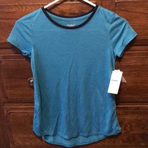 NWT old navy dry fit T-shirt